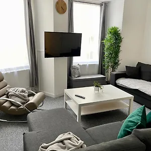 https://brunswick-square-apartmenthotel-spa.brighton-hotels-england.com